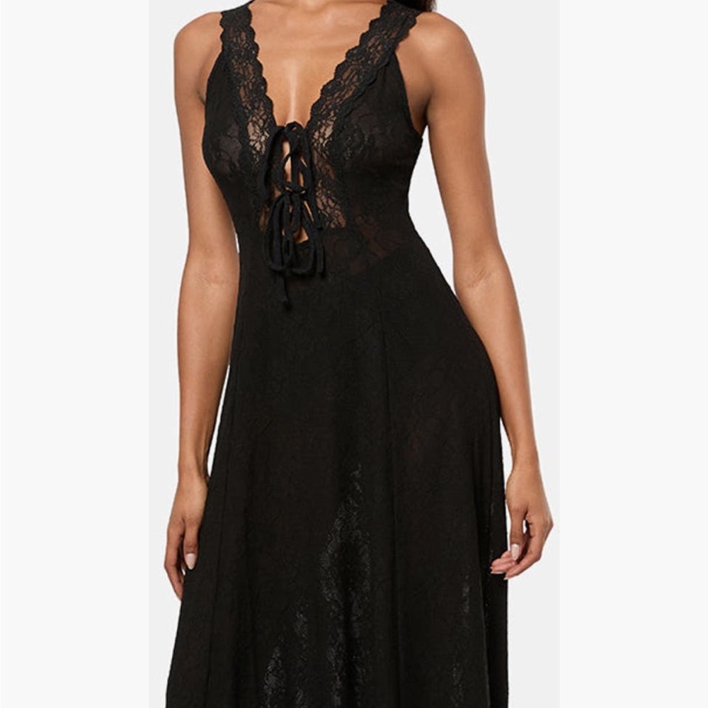 WeWoreWhat Black LACE TIE FRONT MIDI Dress